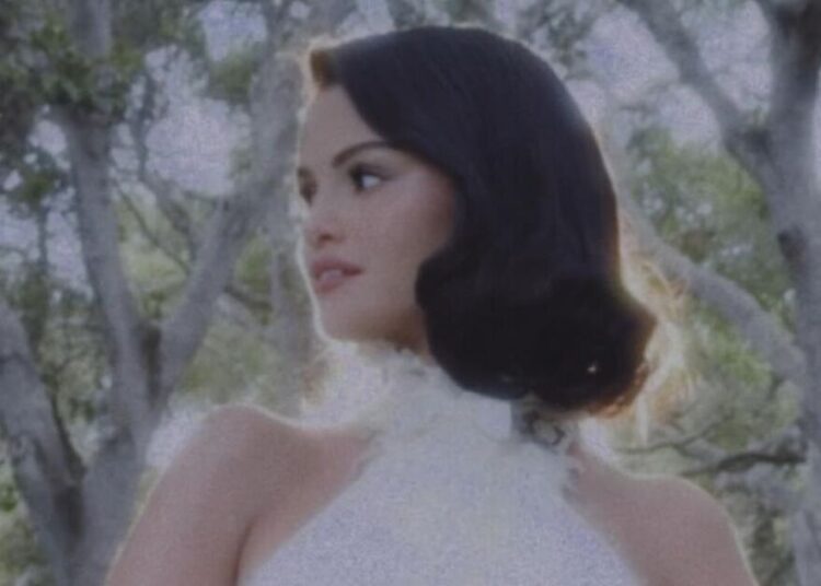 Selena Gomez's mom reveals special wedding moment - Celebrity News - Entertainment