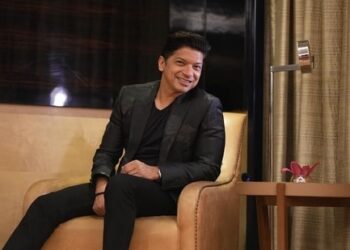 Shaan said that it is wrong to artificially produce the voice of a dynamic singer with the help of technology.