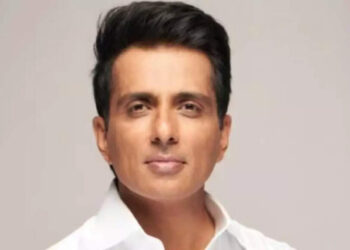 Sonu Sood appears before ED in Delhi; questioned in betting app-linked money‑laundering case: WATCH |