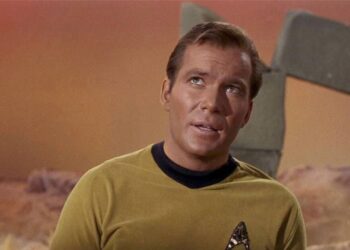Star Trek legend William Shatner hospitalised after falling sick at home - Celebrity News - Entertainment