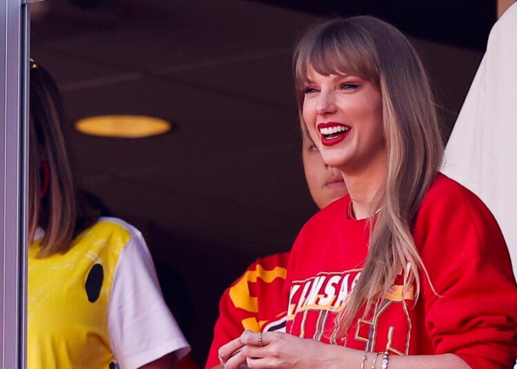 Taylor Swift Attended Travis Kelce's NFL Game After Selena Gomez's Wedding