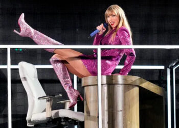 Taylor Swift dance party heads to DTLA and it’s at a decent time!