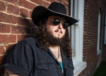 Texan Tanner Usrey talks new country album 'These Days,' 'tough, but fun' road to stardom