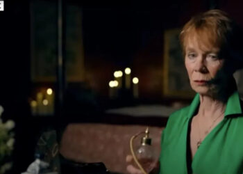 Celia Imrie says she wants to win Celebrity Traitors. (BBC screengrab)