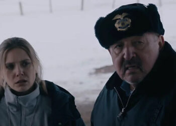 Elizabeth Olsen and Graham Greene in Wind River.
