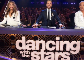 Carrie Ann Inaba, Derek Hough, Bruno TonioliDisney&sol;Eric McCandless