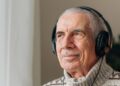 The way you blink reveals how music is shaping your attention, new study finds