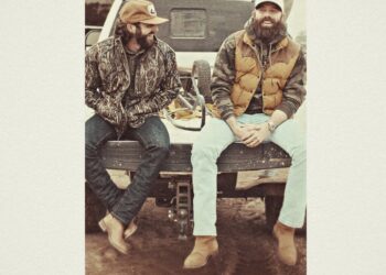 Thomas Rhett; Jordan Davis; Ain't A Bad Life; Courtesy of The Valory Music Co.