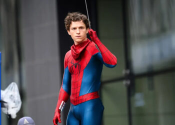<p><a href="https://www.mensjournal.com/.image/t_share/MjE2ODU3MTExMzMyNjYwNzU1/tom-holland-spider-man-filming.jpg" rel="nofollow noopener" target="_blank" data-ylk="slk:Sony;elm:context_link;itc:0;sec:content-canvas" class="link ">Sony</a></p>