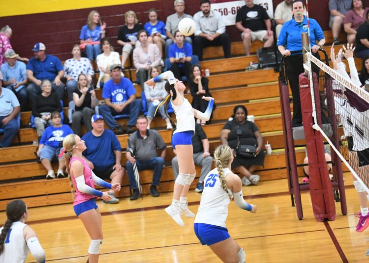 Tough night for Jay Royals in volleyball showdown with Baker
