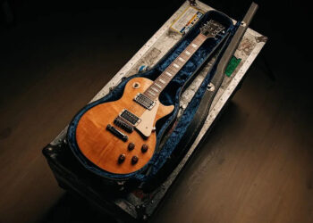 Detail of Jeff Beck 'modded' guitar, a 1959 Yardburst, with stripped-finish look.