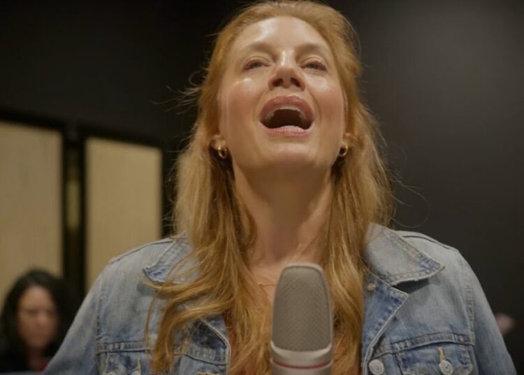 Watch Jessica Phillips Sing Title Song From New Musical What We Leave Behind