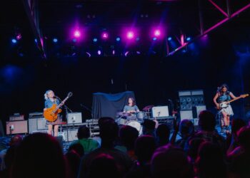 Wet Leg Kick Out the Jams in Nashville on 'Gather No Moss' Tour