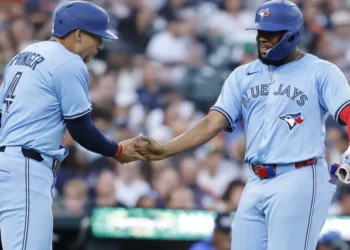 What channel is Royals vs. Blue Jays on today? Time, TV schedule, live stream for MLB Friday Night Baseball game image