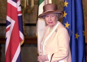 In 2016, The Sun reported that Queen Elizabeth backed Brexit, which put the monarchy in a difficult position over its political neutrality
