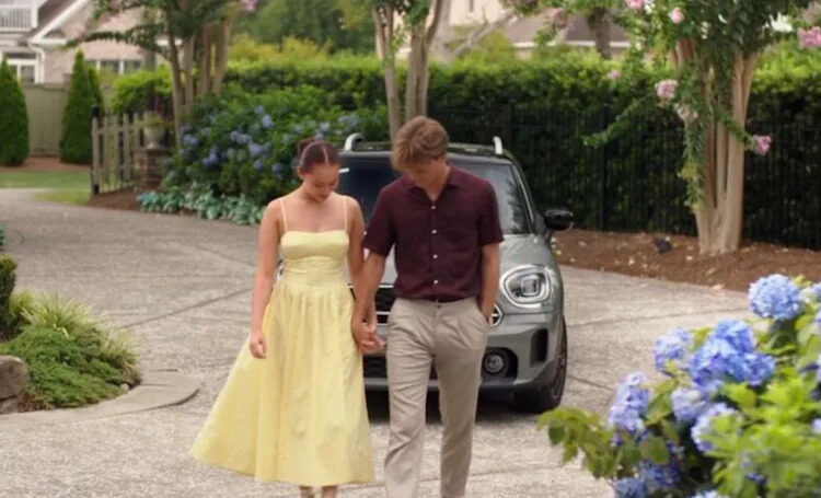 Belly and Conrad in The Summer I Turned Pretty Season 3 Episode 11