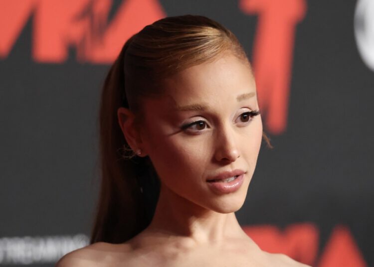 White House attacks Ariana Grande with her song titles after she shares criticism of Trump