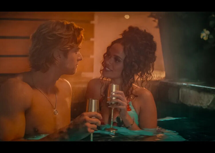 Pierson-Fode-and-Madison-Pettis-The_Wrong_Paris_n_00_50_34_16r2