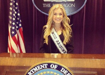 Who Was Late Political Commentator Charlie Kirk s Wife 5 Things to Know About Erika Frantzve 009