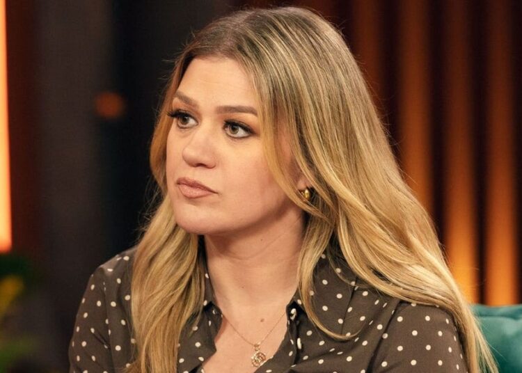 Why Kelly Clarkson Broke Her Silence After Ex-Husband’s Death