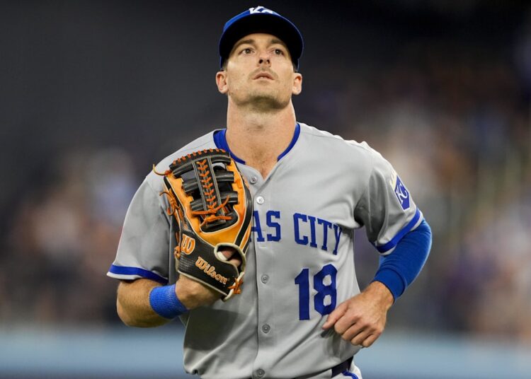 Why the Royals shouldn't pursue this veteran outfielder for 2026