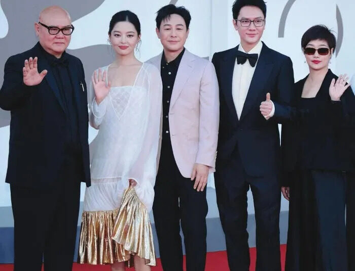 Xin attended the festival as part of 'The Sun Rises on Us All' team
