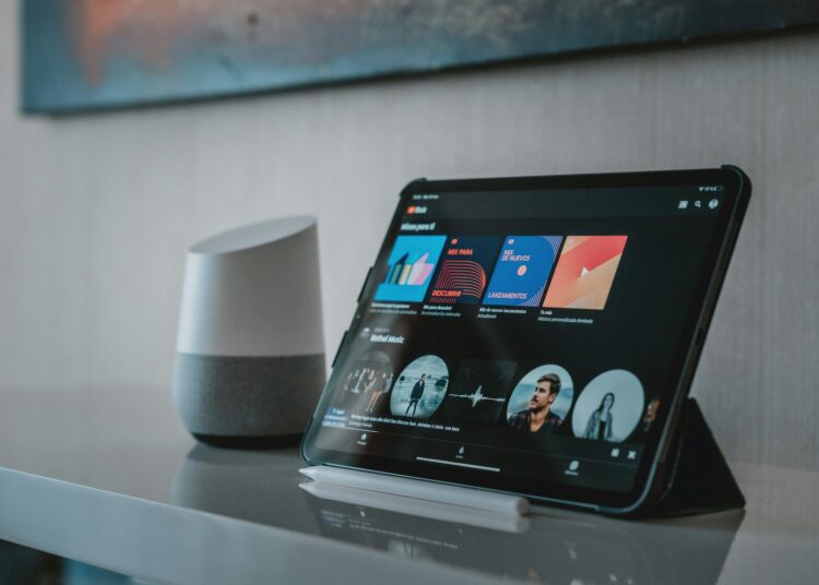 YouTube Music is testing a new feature that could rival Spotify’s AI DJ