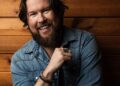 Zach Williams Talks New Album 'Jesus Loves' & Revival Nights Tour