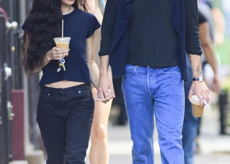 harry styles and zoe kravitz