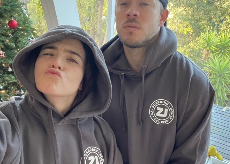 Jimmy Tatro Zoey Deutch