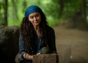 fx's alien: earth "the real monsters" season 1, episode 8 (airs tues, sept 23) pictured: essie davis as dame sylvia. cr: patrick brown/fx
