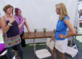 Flea Market Flip Lara Spencer HGTV Hulu
