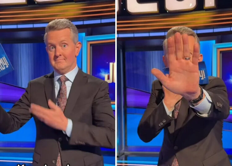 ‘Jeopardy!’ Fans Crack Up at Ken Jennings’ ‘Magic Trick’