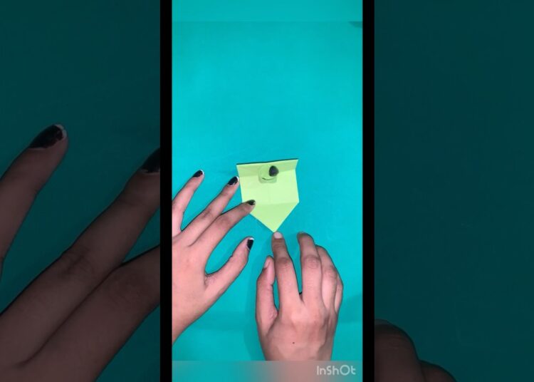 Let’s make paper basket ball court toy #drawing #art #animation #artist #illustration #diy #papercr