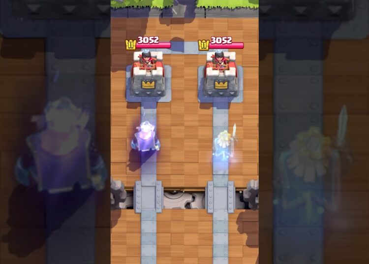 EVOLVED ROYAL GHOST VS NORMAL ROYAL GHOST! #clashroyale #shorts