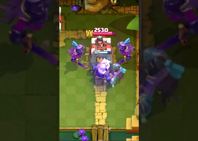 ROYAL GHOST EVOLUTION GUIDE IN CLASH ROYALE! #clashroyale #shorts