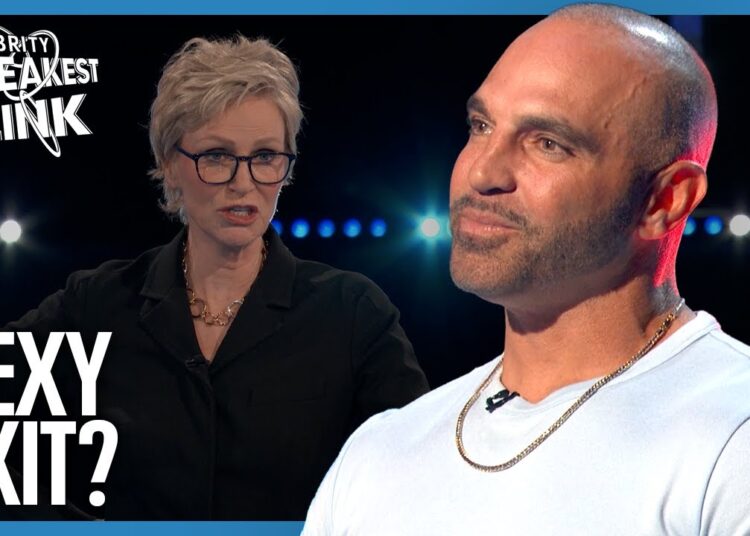 Joe Gorga Gives a Strip Tease After Being Eliminated | Celebrity Weakest Link