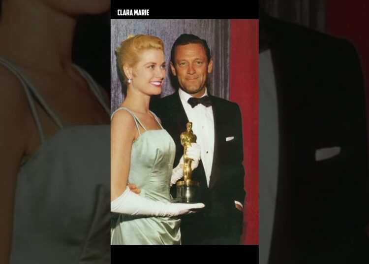 Grace Kelly’s $4,000 Oscar Dress | 1955 Fashion That Made Her Royalty