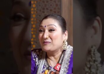 Sunita and her brother funny gossip😂#viral#youtubeshorts