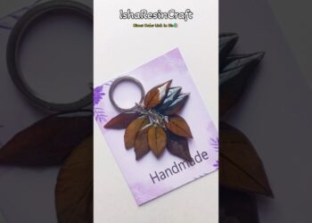 🍃Handmade Resin Leaf Keychain | Real Leaf Resin Art😍|#shorts #viral#resin #keychain#diy#trending