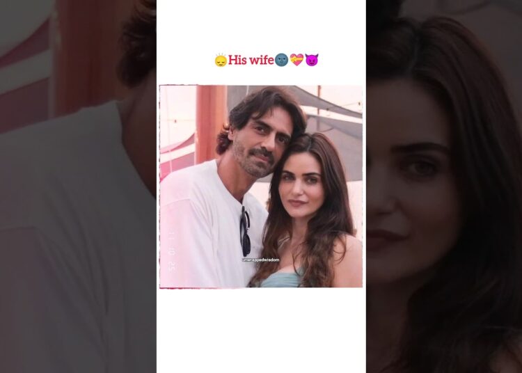 aura🔥✨ #unwrappedwisdom #bollywood #viralshort#bollywoodfans #love #song #arjunrampal #gossip #dance