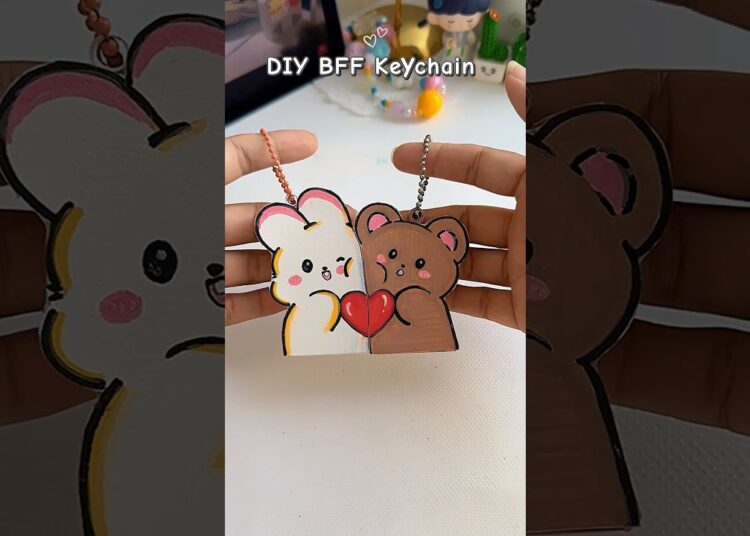 DIY BFF keychain 💖✨#shorts #art #diy #muktaartandcraft #youtubeshorts