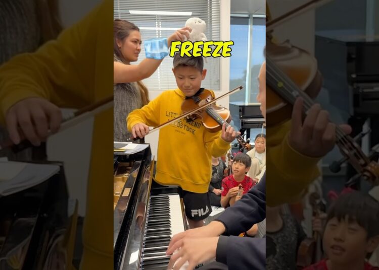 Violin challenge goes WRONG! 🎻😭 #violinlesson #violinteacher #violinstudents #violinist #music