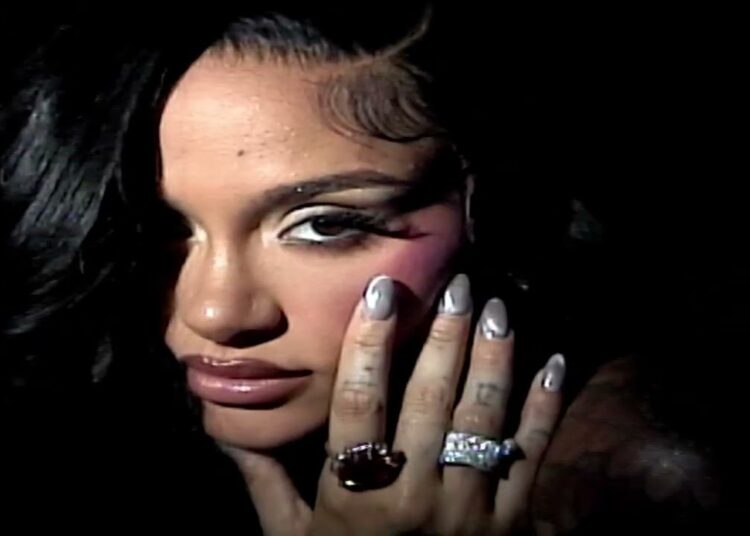 Kehlani – Folded [Official Visualizer]