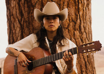 Reyna Tropical_