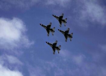 The United States Air Force Thunderbirds perform during the Pacific Airshow, Friday, Oct. 4, 2024, in Huntington Beach, Calif. (AP Photo/Eric Thayer)