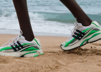 Pharrell x Adidas Virginia Adistar Jellyfish