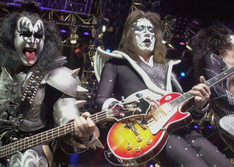 Kiss