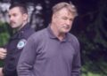 Alec Baldwin pictured in tense exchange after crashing wife Hilaria's car - Celebrity News - Entertainment