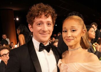 Ariana Grande and Ethan Slater 'operate in different worlds' - Celebrity News - Entertainment